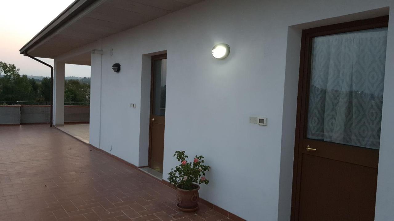 Casa Vacanze Cerreto 2 Apartment Miglianico ภายนอก รูปภาพ